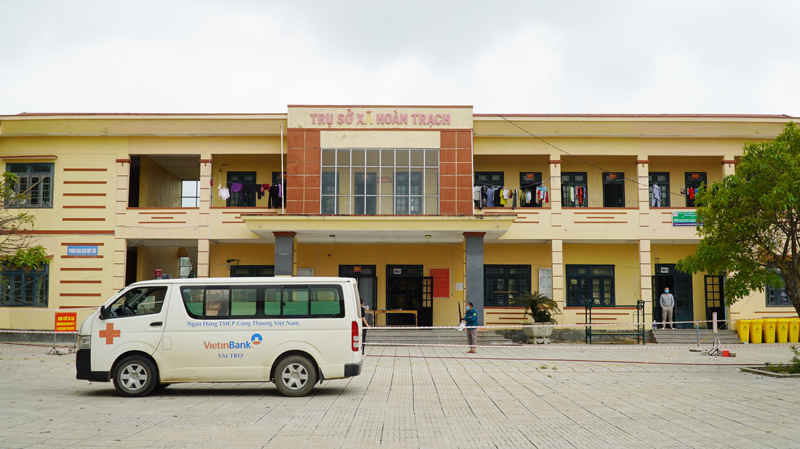 Khu cách ly điều trị tầng 1 tại trụ sở xã Hoàn Trạch cũ cần được nâng cấp cơ sở vất chất để đáp ứng yêu cầu khi số F0 có triệu chứng tăng cao.