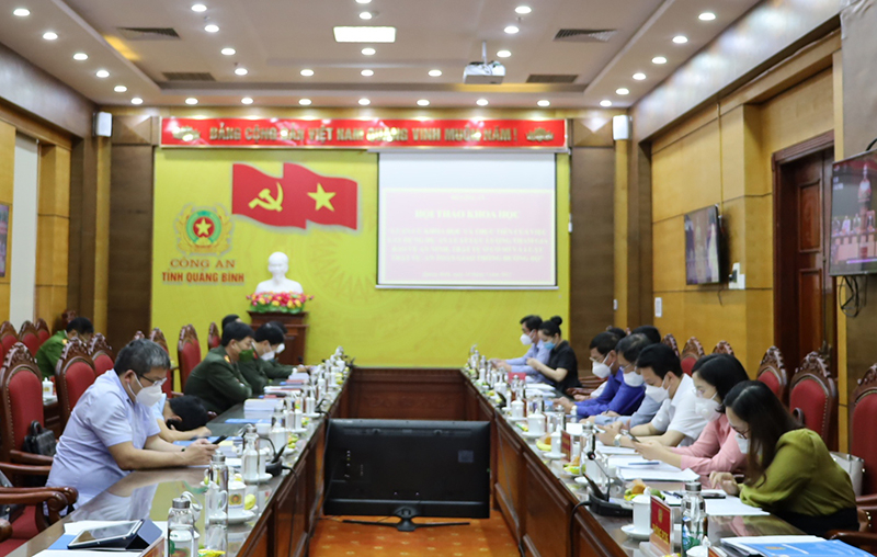 Các đại biểu tham dự Hội thảo tại điểm cầu Quảng Bình