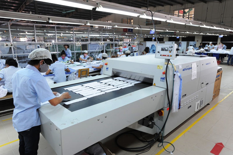 Trong quý I/2022, sản phẩm áo quần các loại có sản lượng tăng 136,7%.