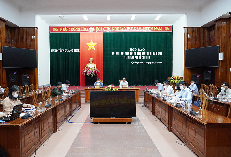 Quang cảnh buổi họp báo