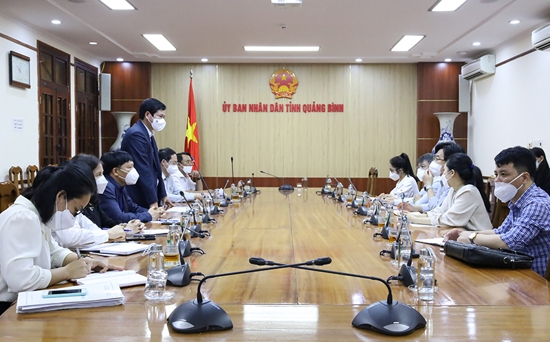 Toàn cảnh buổi làm việc.