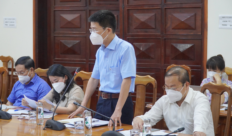 Đại diện Công ty Môi trường và Phát triển đô thị về việc phối hợp tạo điều kiện để các doanh nghiệp thuê, mướn sử dụng các công trình ngầm do đơn vị quản lý để lắp đặt ngầm cáp thông tin. 