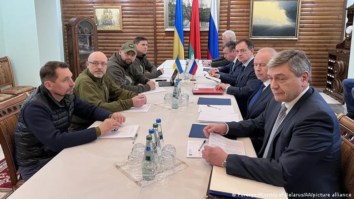 Ukraine và Nga đã tiến hành 3 vòng đàm phán trực tiếp tại Belarus kể khi xung đột nổ ra và hiện đang trong vòng đàm phán thứ 4 diễn ra trực tuyến. Ảnh: Bộ Ngoại giao Belarus
