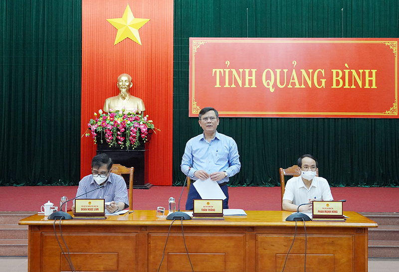 Đồng chí Chủ tịch UBND tỉnh Trần Thắng chỉ đạo: Bảo đảm thực hiện Dự án đường bộ cao tốc Bắc – Nam qua địa bàn Quảng Bình đúng tiến độ