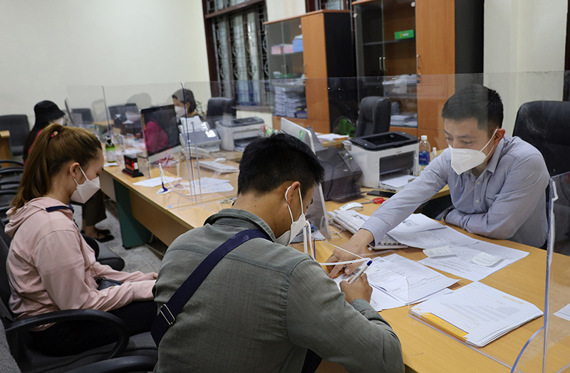 Các TTHC được giải quyết tại Trung tâm hành chính công của tỉnh góp phần tăng tính công khai, minh bạch, đẩy mạnh thu hút đầu tư.    