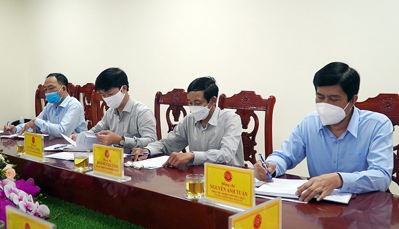 Các đại biểu dự kỳ họp