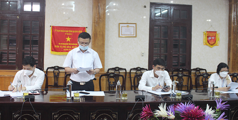  Đại diện TAND tỉnh báo cáo tình hình TCD, giải quyết KN, TC của đơn vị.