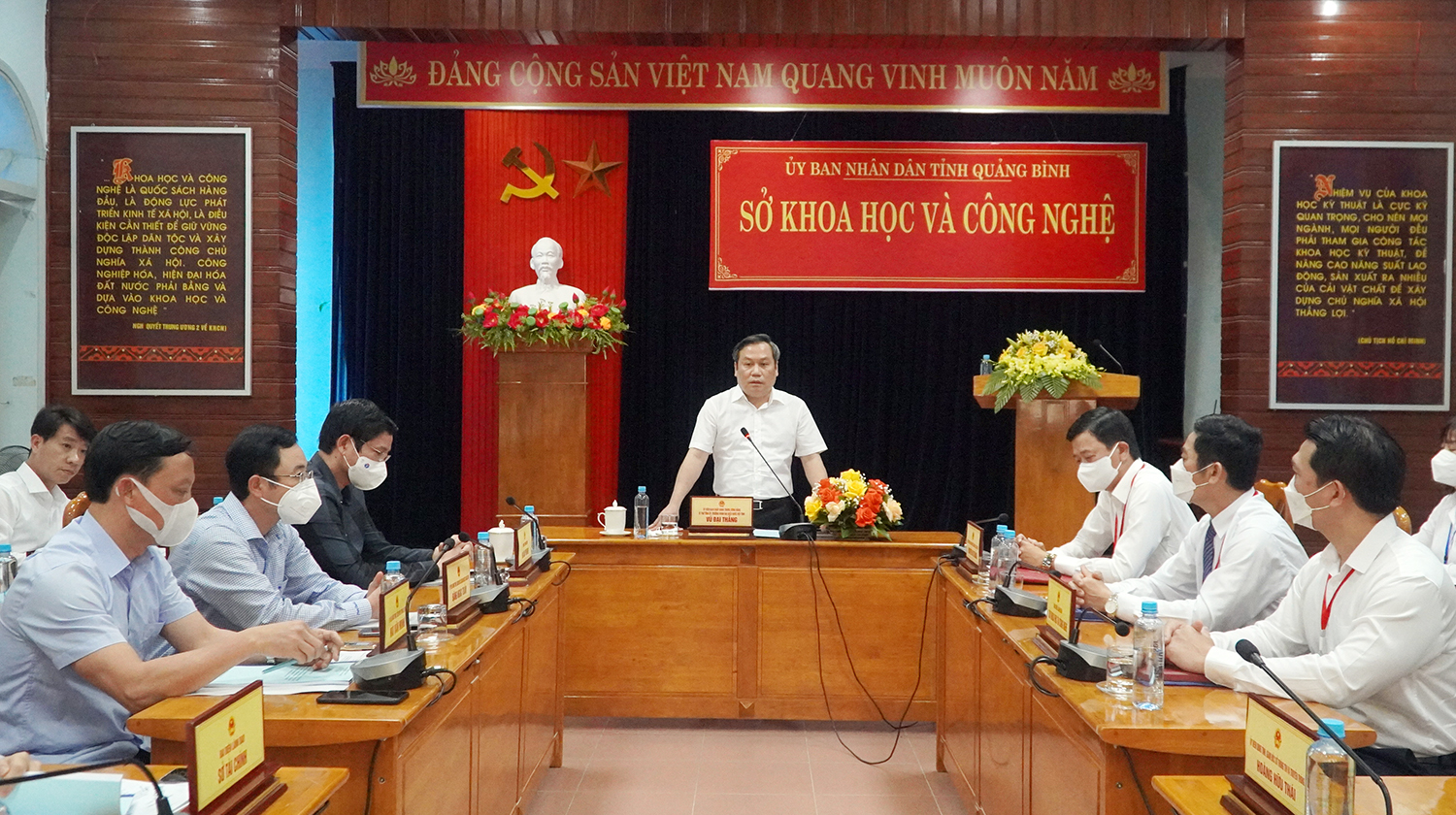 Toàn cảnh buổi làm việc