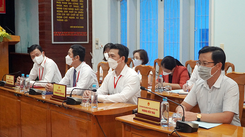 Đại biểu dự buổi làm việc