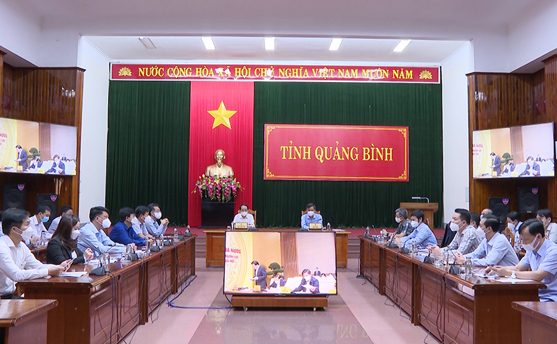 Các đại biểu dự hội nghị tại điểm cầu tỉnh Quảng Bình.