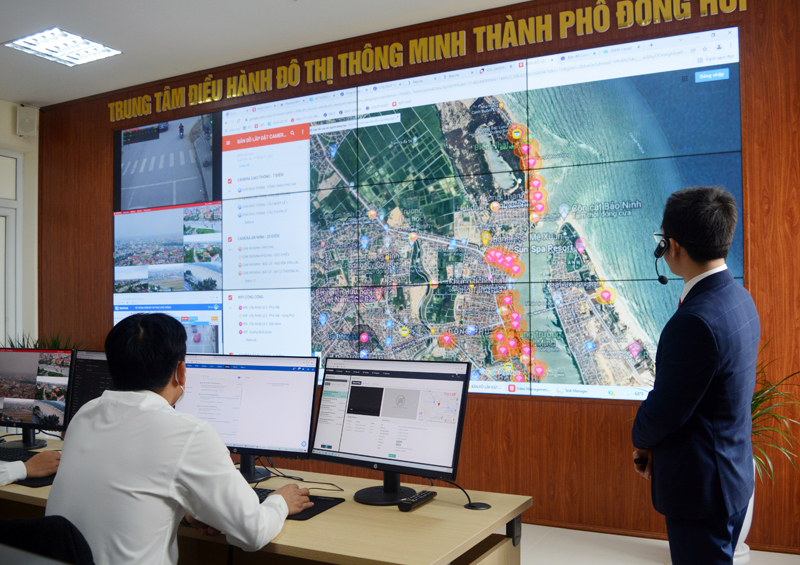 Trung tâm Giám sát điều hành ĐTTM thành phố bảo đảm các điều kiện để hệ thống camera hoạt động liên tục 24/24 giờ các ngày trong tuần.