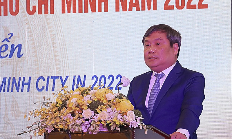  Đồng chí Bí thư Tỉnh ủy Vũ Đại Thắng phát biểu tại hội nghị.