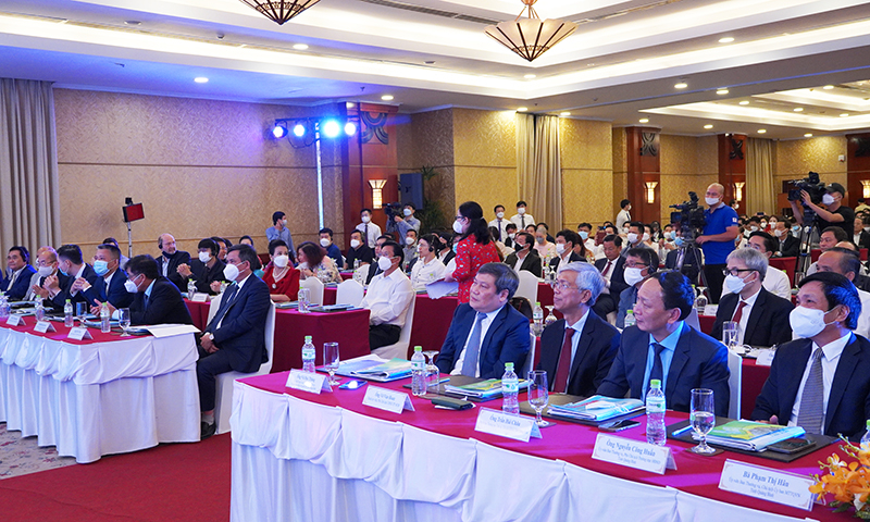 Đại biểu dự hội nghị.