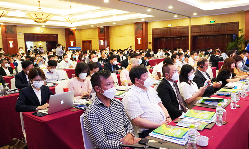 Đại biểu dự hội nghị.