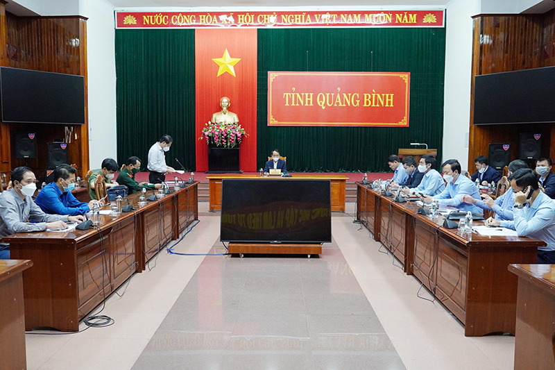 Các đại biểu tham dự cuộc họp.