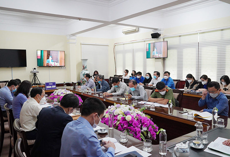 Quang cảnh hội nghị tại điểm cầu Quảng Bình.