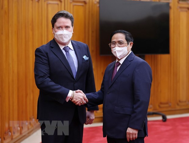 Thủ tướng Phạm Minh Chính tiếp Đại sứ Hoa Kỳ tại Việt Nam Marc Evans Knapper. (Ảnh: Dương Giang/TTXVN)