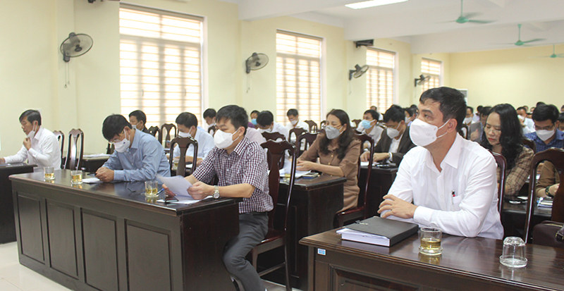 Các đại biểu tham dự hội nghị.