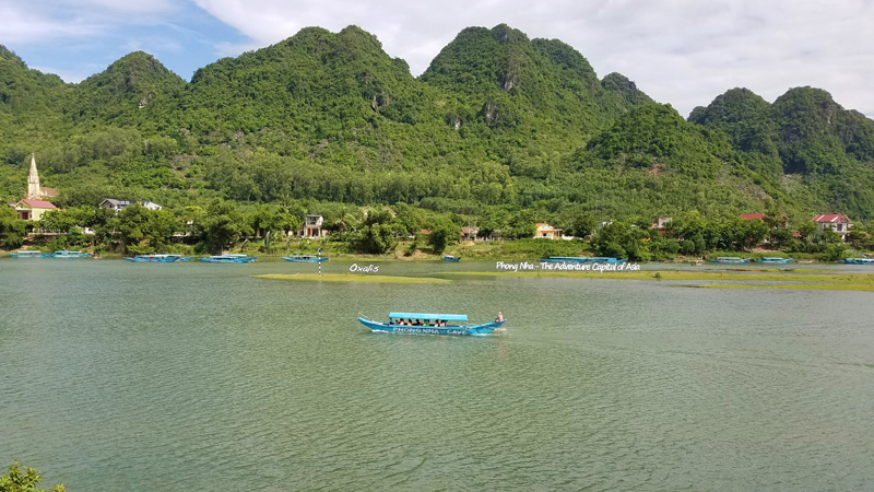 Đừng bỏ lỡ các tour du lịch ngắm cảnh sông Son.