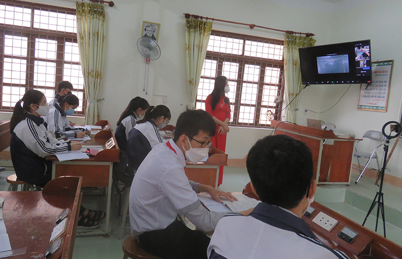 Phấn đấu có từ 8-10% học sinh tốt nghiệp THCS tiếp tục học tập tại các cơ sở GDNN đào tạo trình độ sơ cấp trở lên.