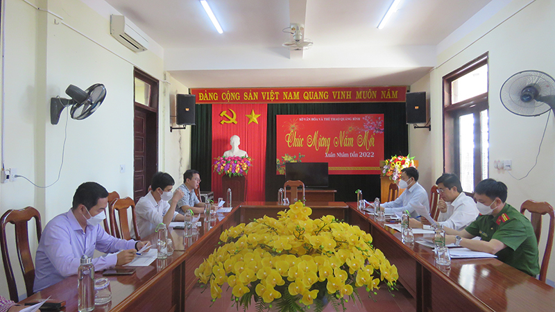 Các đại biểu tham dự cuộc họp