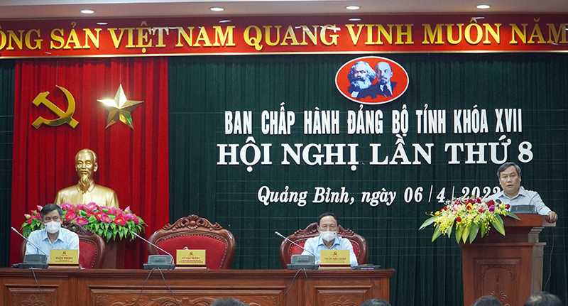 Đồng chí Bí thư Tỉnh ủy Vũ Đại Thắng phát biểu bế mạc hội nghị