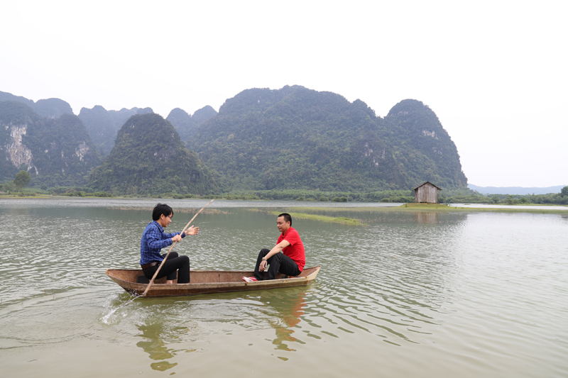 Hồ Yên Phú.