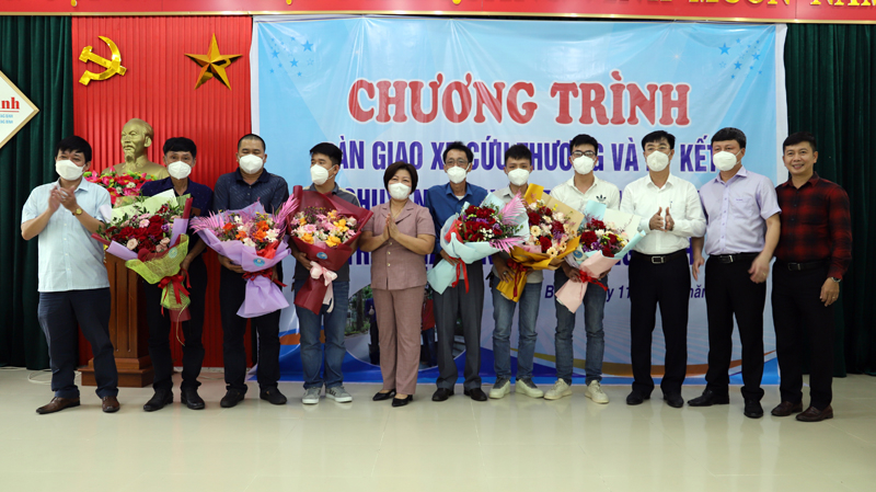 Ra mắt đội xe cấp cứu từ thiện