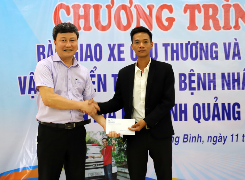 Tập đoàn Đoàn Gia hỗ trợ quỹ từ thiện vận chuyển BNN 
