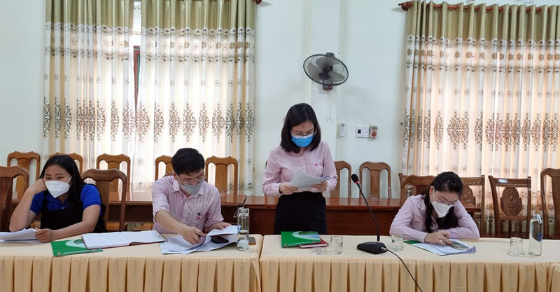 Các đại biểu thảo luận tại hội nghị