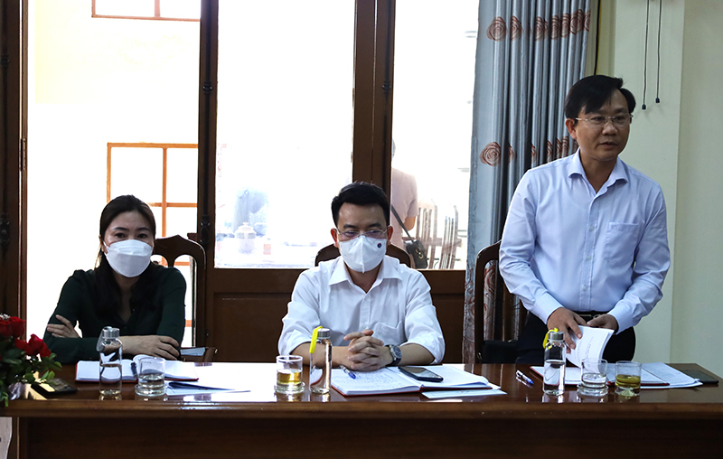 Đồng chí Phó Chủ tịch HĐND tỉnh Hoàng Xuân Tân phát biểu thảo luận, cho ý kiến về những kiến nghị, đề xuất của Hội CTĐ tỉnh.