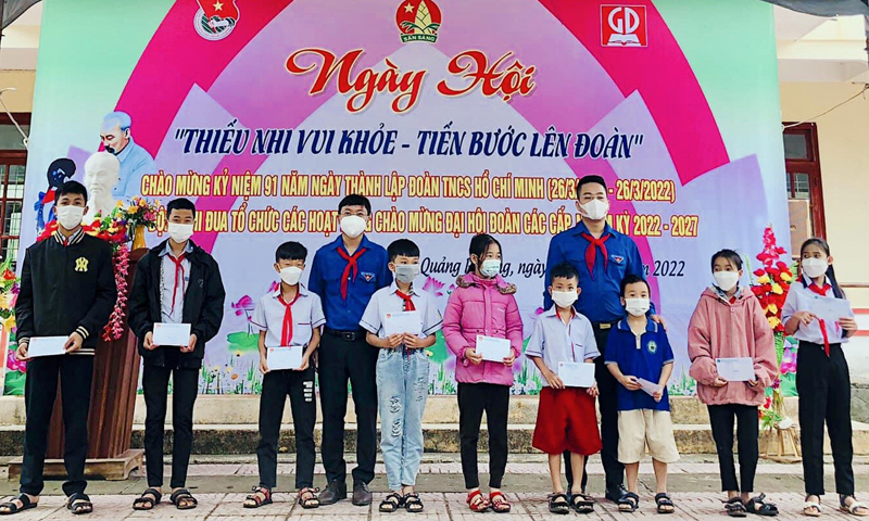  Nhiều hoạt động hiệu quả của các cấp bộ Đoàn nhằm chú trọng công tác giáo dục đạo đức cách mạng cho thế hệ trẻ.