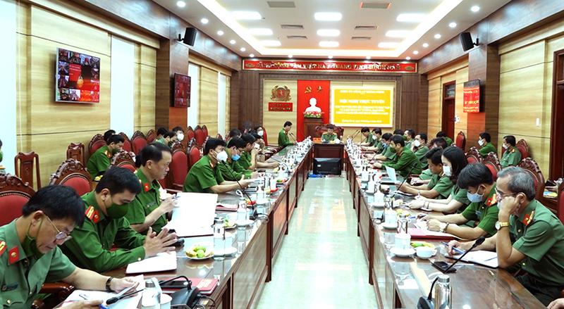 Các đại biểu dự hội nghị tại điểm cầu Công an tỉnh Quảng Bình