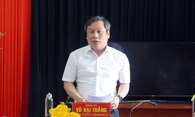 Đồng chí Bí thư Tỉnh ủy Vũ Đại Thắng phát biểu kết luận buổi làm việc