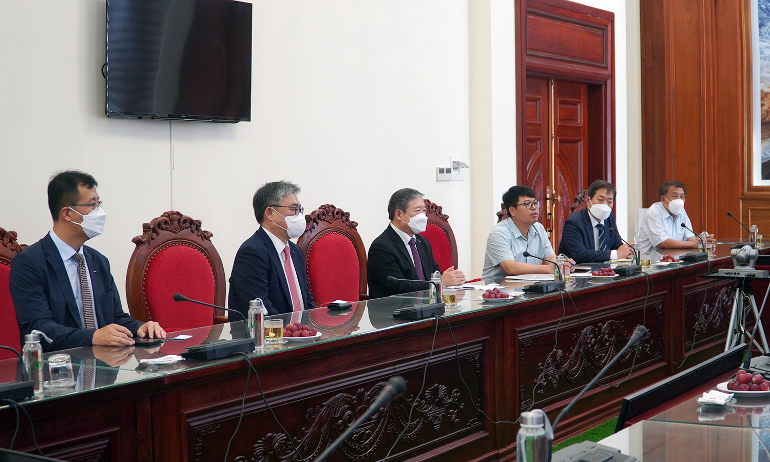 Các đại biểu tại buổi tiếp 