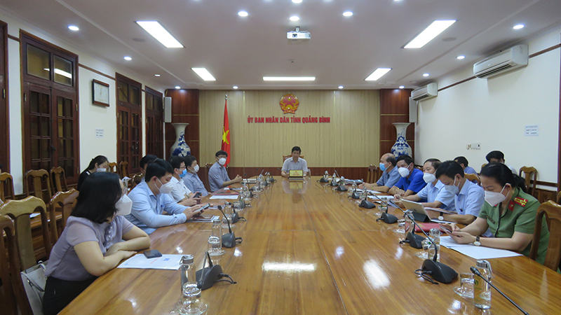 Các đại biểu dự hội nghị tại điểm cầu Quảng Bình