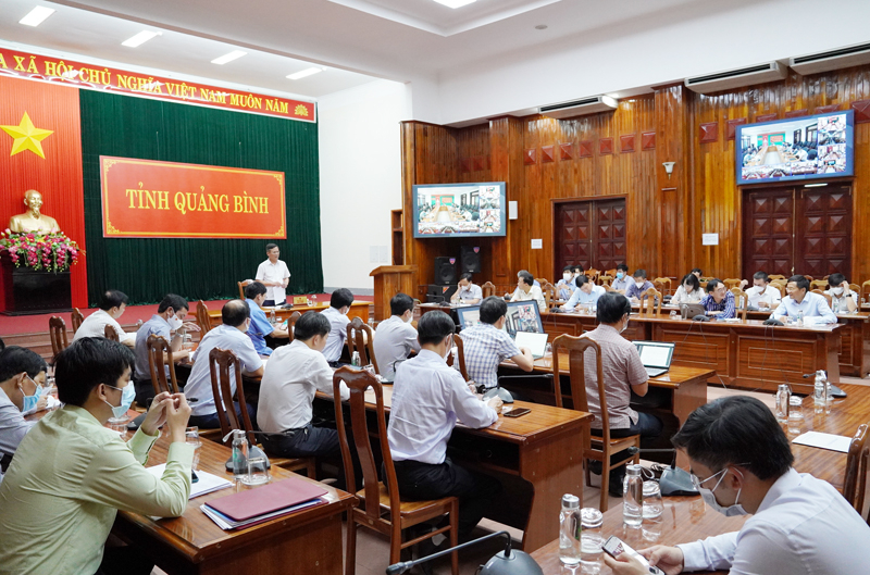 Quang cảnh hội nghị tại điểm cầu UBND tỉnh.