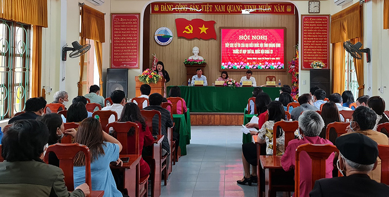 Toàn cảnh buổi tiếp xúc cử tri huyện Quảng Ninh.
