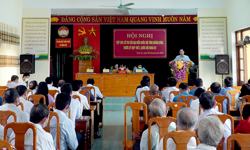 Toàn cảnh buổi tiếp xúc cử tri