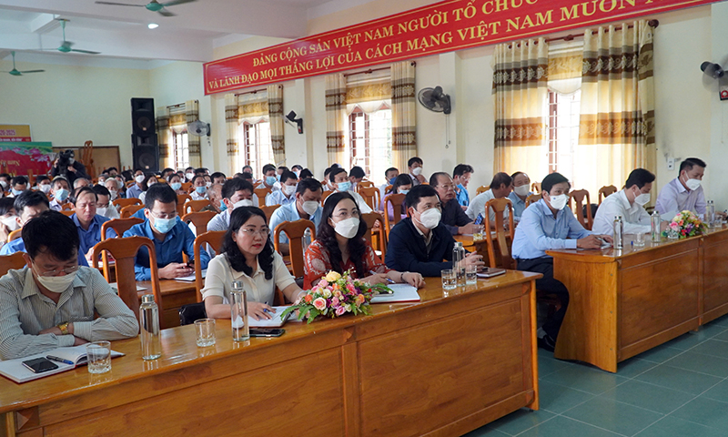 Toàn cảnh buổi tiếp xúc cử tri