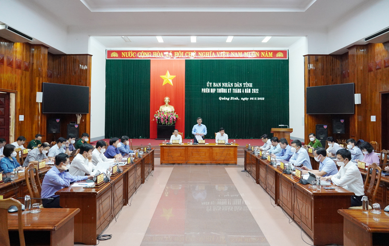 Toàn cảnh phiên họp.