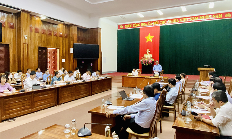 Quang cảnh cuộc họp.
