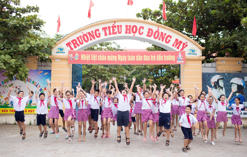 Học sinh Trường tiểu học Đồng Mỹ tham gia các hoạt động ngoại khóa.
