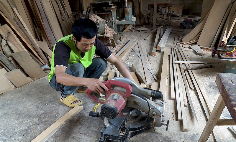 Đa dạng hóa các ngành nghề nông thôn mang lại thu nhập ổn định cho người dân địa phương.
