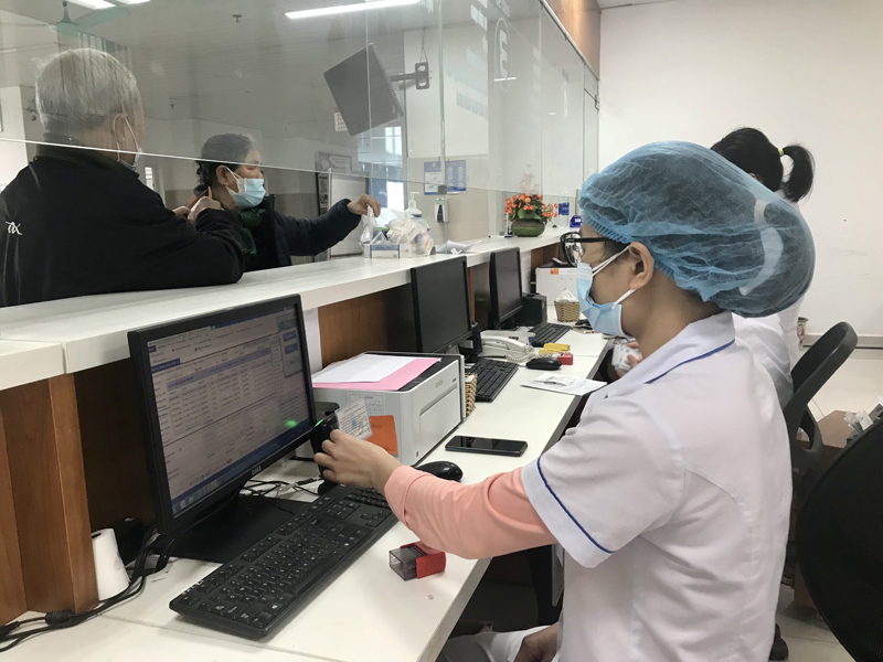 Sử dụng CCCD để đăng ký KCB BHYT, người dân sẽ không phải mang theo nhiều loại giấy tờ và tiết kiệm được thời gian.