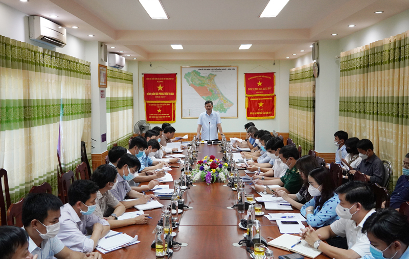 oàn cảnh buổi làm việc.