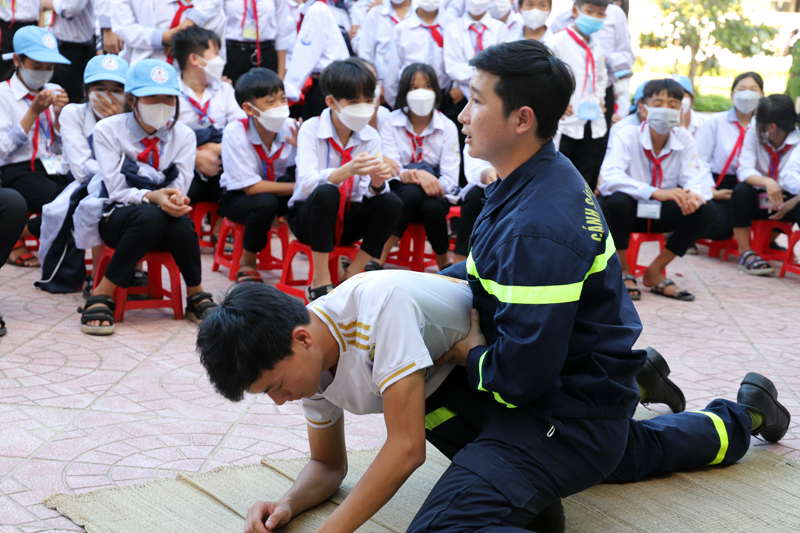 Hướng dẫn sơ cấp cứu nạn nhân đuối nước