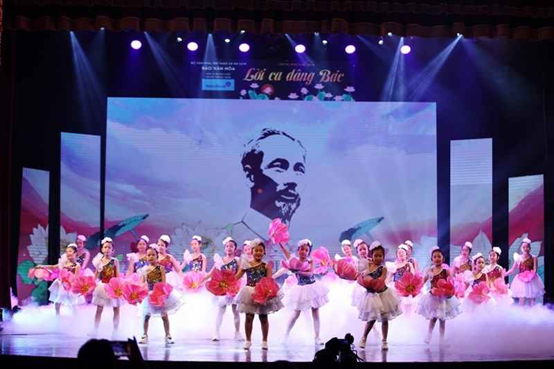 Chương trình nghệ thuật  