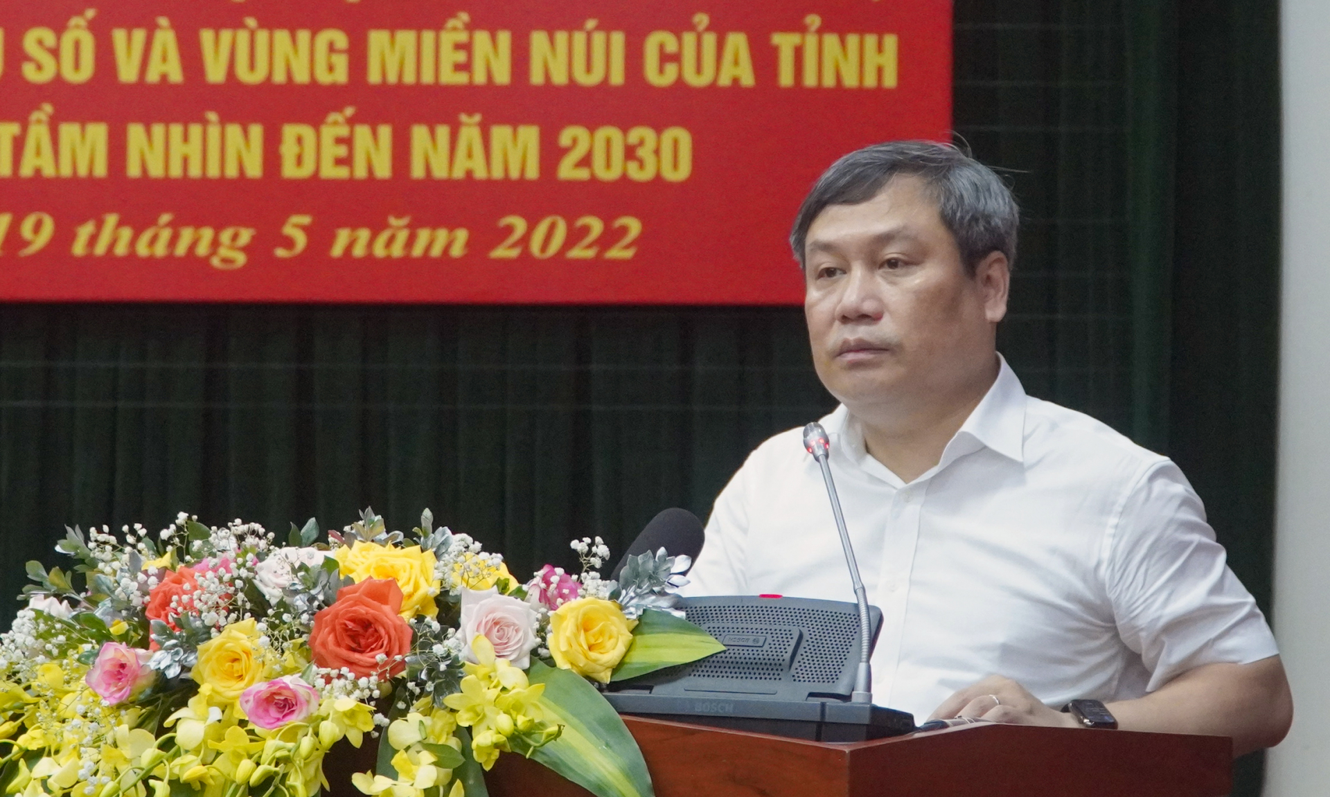 Đồng chí Bí thư Tỉnh ủy Vũ Đại Thắng phát biểu tại hội nghị 