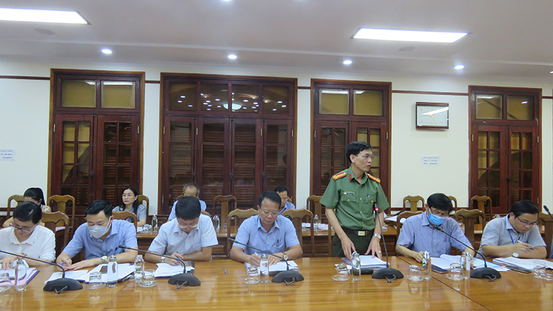 Đại diện các sở, ngành đóng góp nhiều ký kiến quan trọng tại cuộc họp